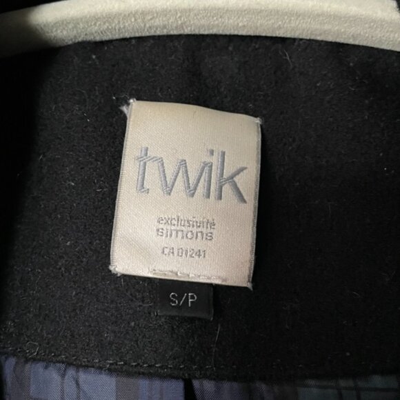 Twik Winter Coat Small - Picture 2 of 3